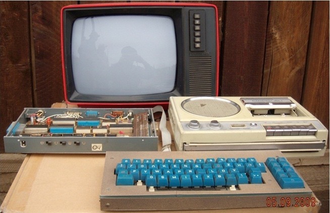 Монгол инженерүүдийн угсарсан анхны компьютер "Оч"