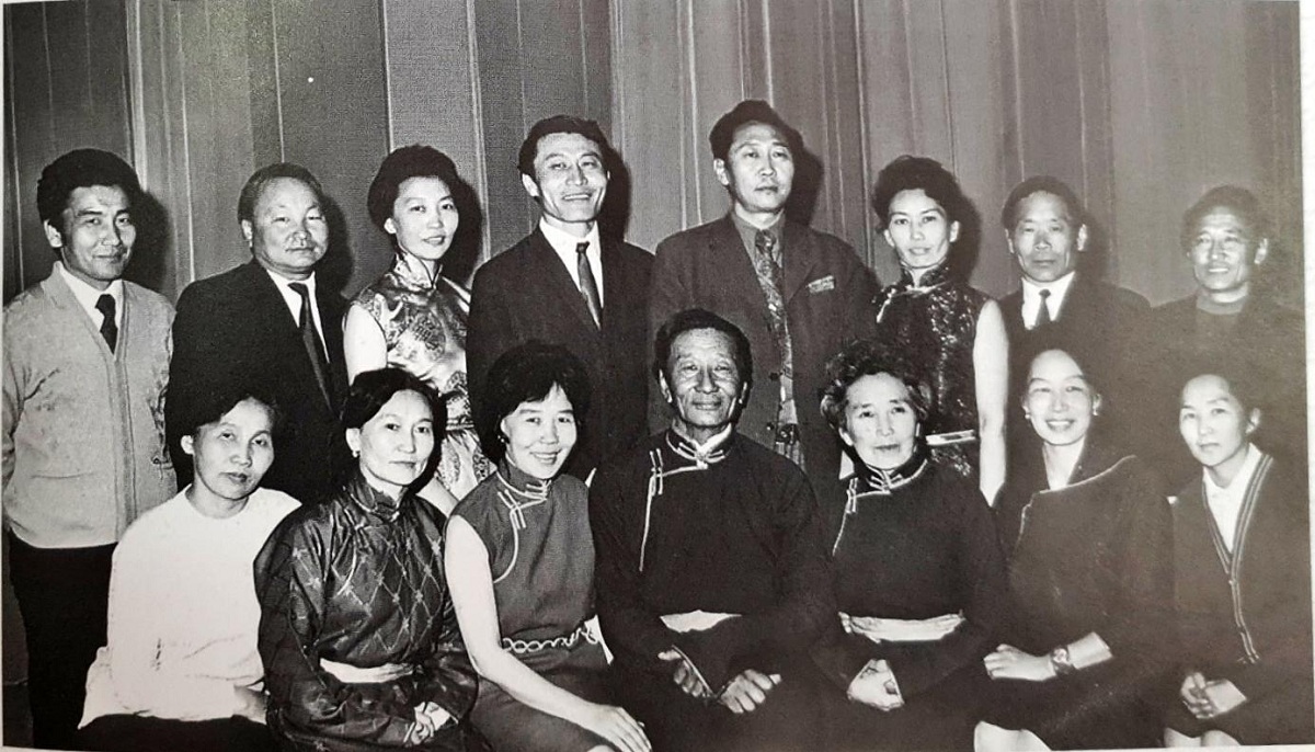 Балетын ахмад жүжигчид 1980-аад он